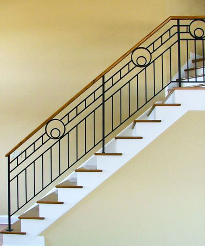 Thi công tay vịn cầu thang sắt